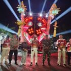 Kepala Desa Oro-Oro Ombo Kulon saat membuka gelaran karnaval budaya, Sabtu (26/9/2026) malam.