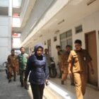 Wakil Bupati Sidoarjo saat melakukan sidak